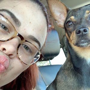 Meet your Posher, Aja